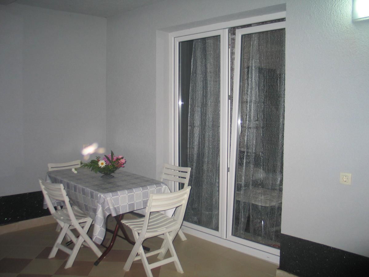 Гостевой дом Guest House Dena Добра-Вода-34