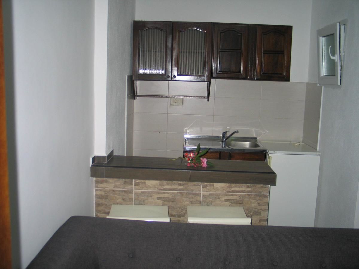Гостевой дом Guest House Dena Добра-Вода