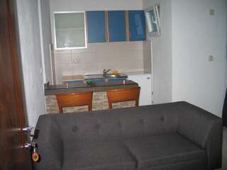 Гостевой дом Guest House Dena Добра-Вода Номер-студио с видом на море-13