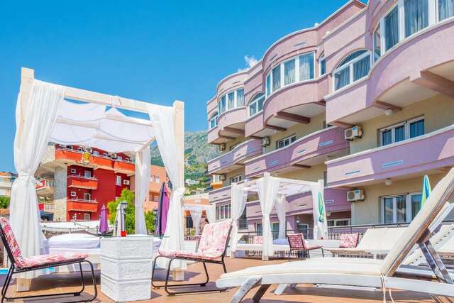 Гостевой дом Guest House Dena Добра-Вода-12