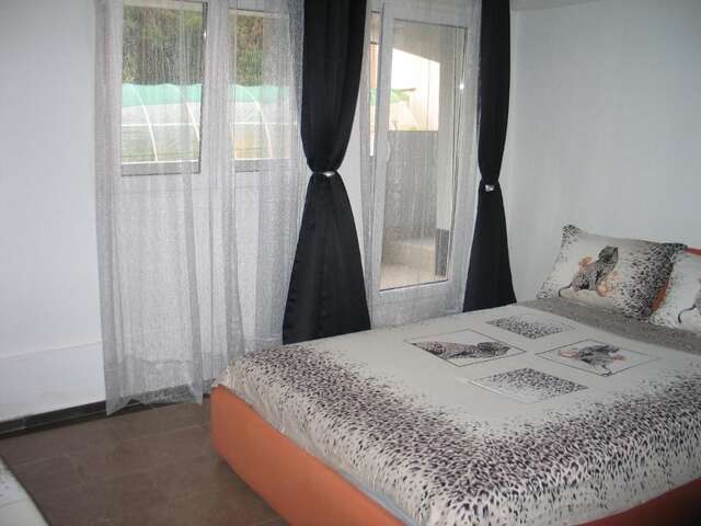 Гостевой дом Guest House Dena Добра-Вода-71